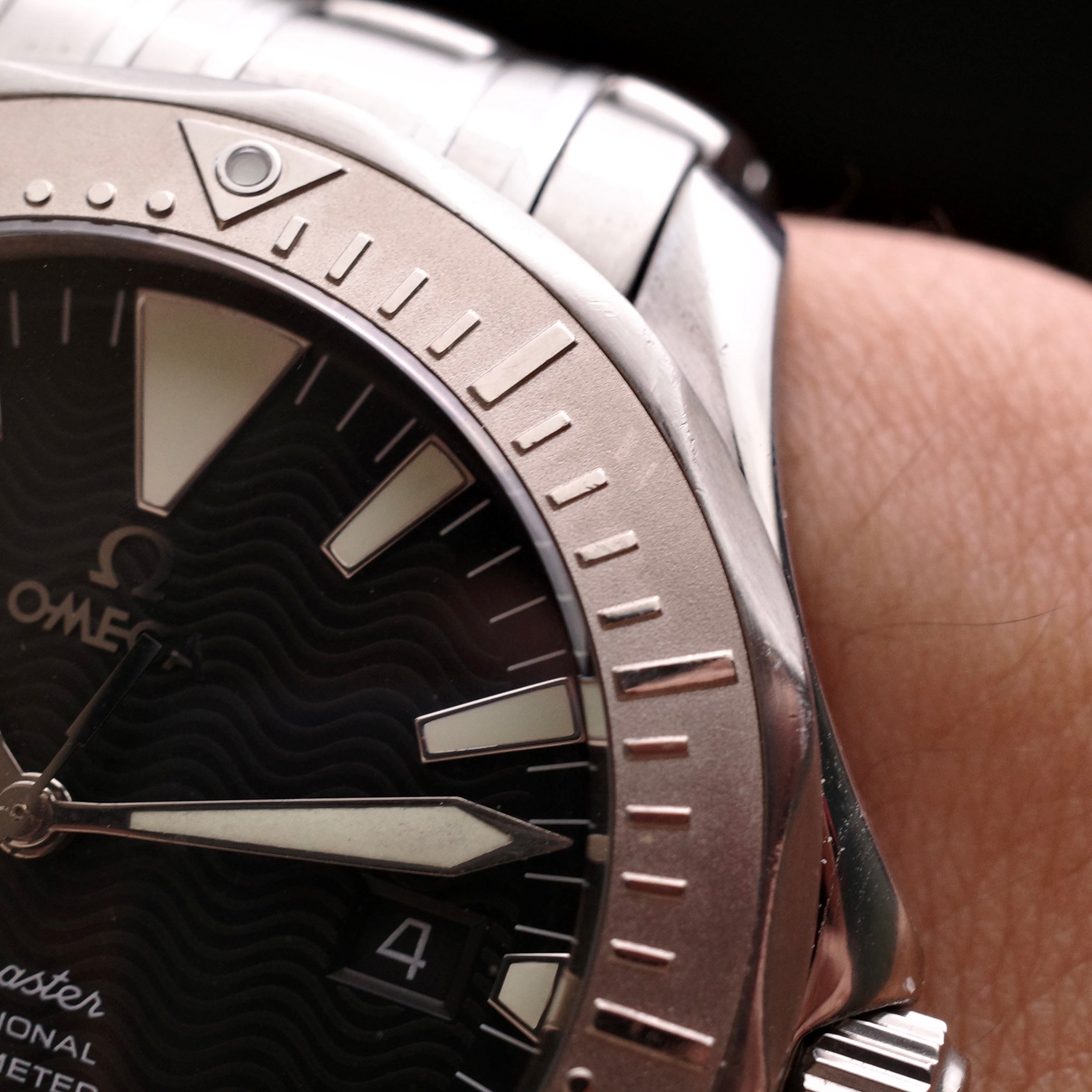 Omega SMP300 2230.50 White Gold Bezel