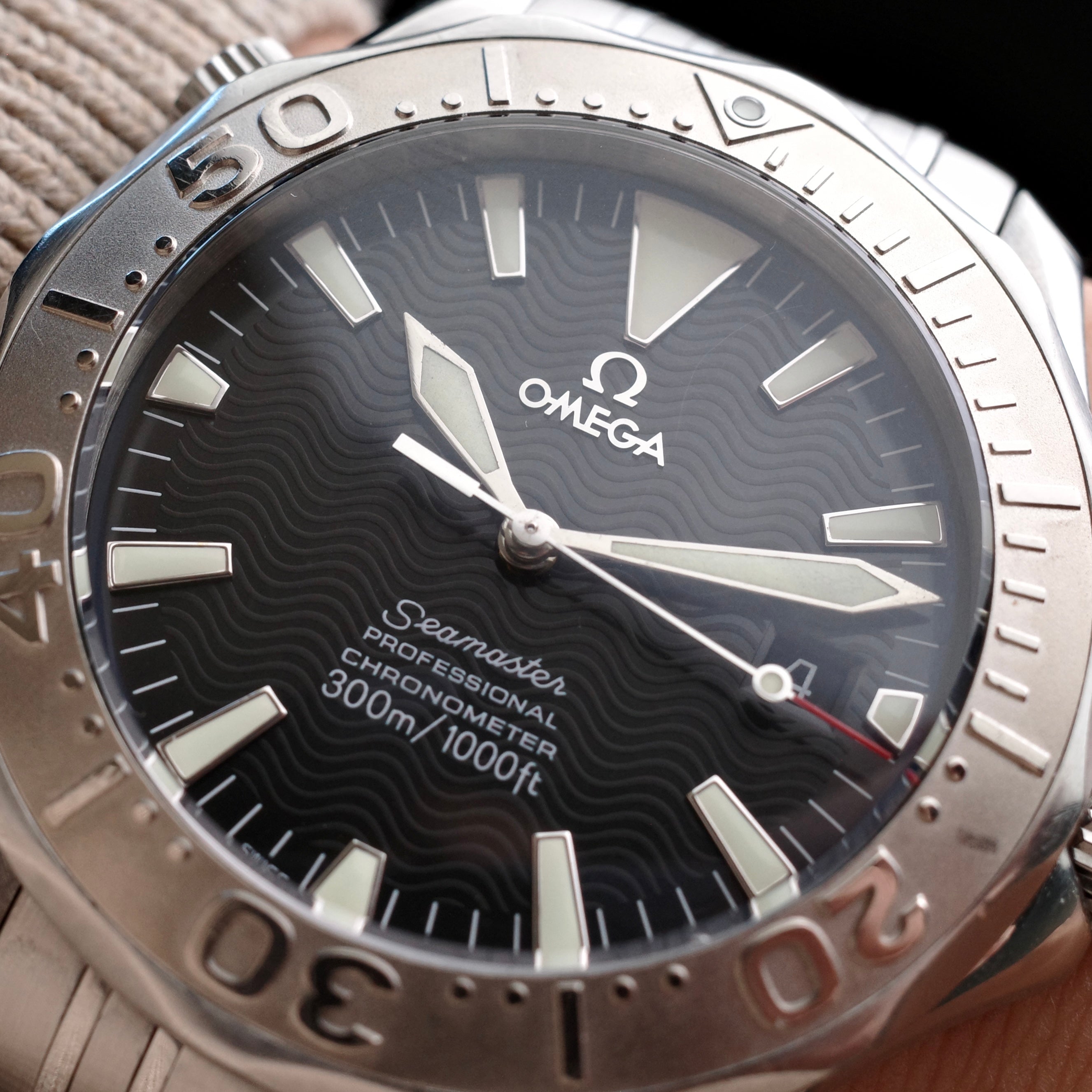 Omega SMP300 2230.50 White Gold Bezel