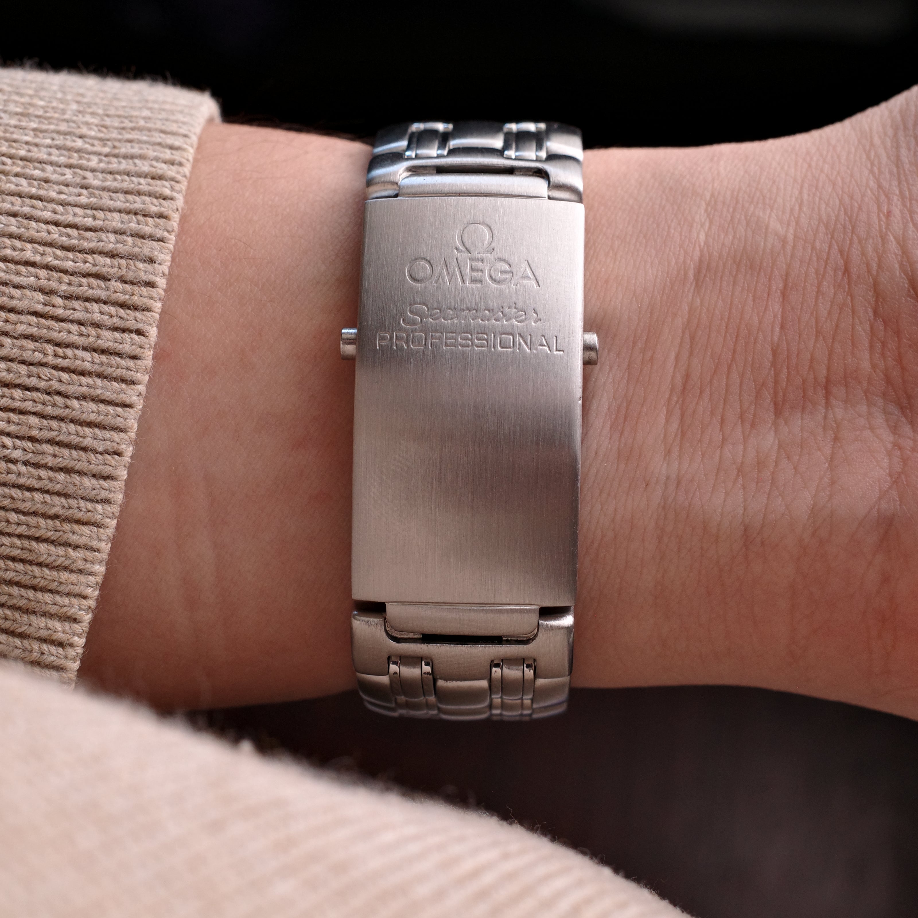 Omega SMP300 2230.50 White Gold Bezel