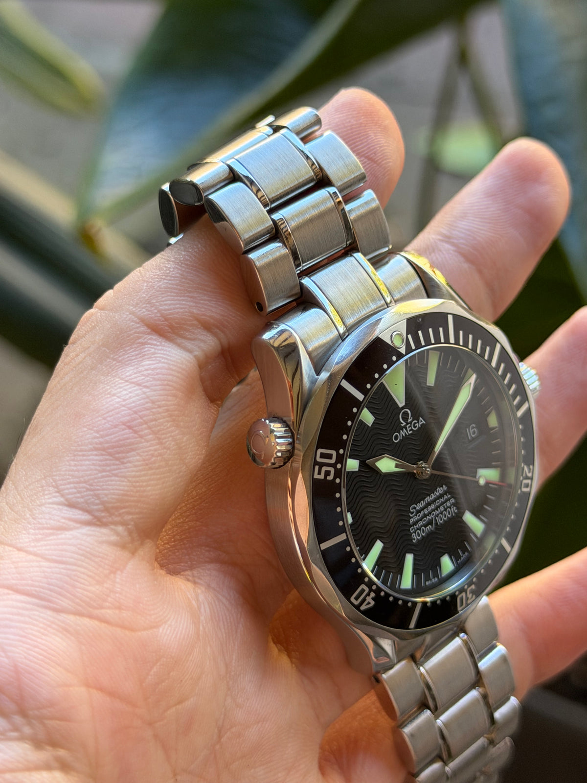 Omega SMP300 “Peter Blake” 41mm - 2254.50 box and paper
