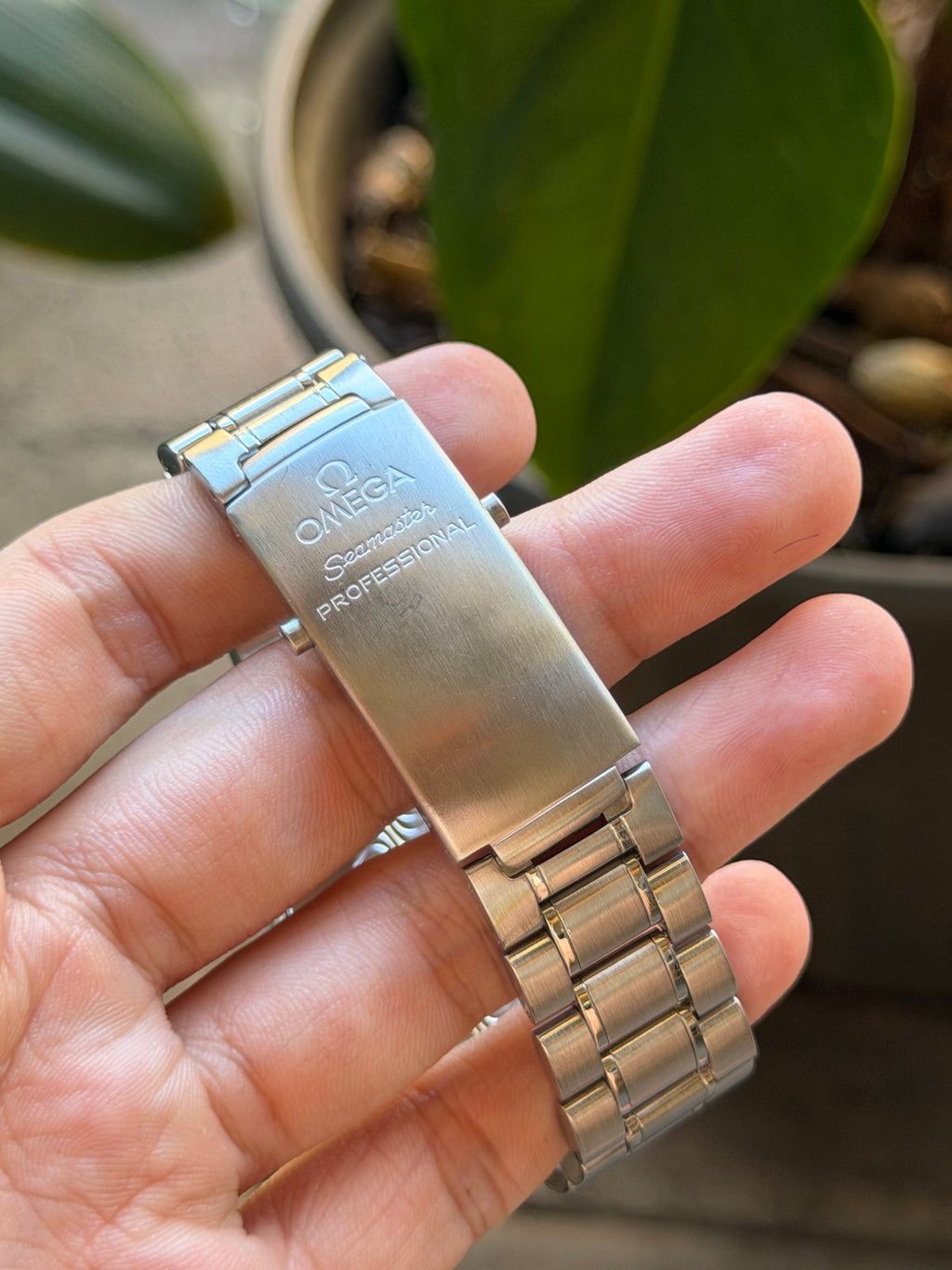 Omega SMP300 “Peter Blake” 41mm - 2254.50 box and paper
